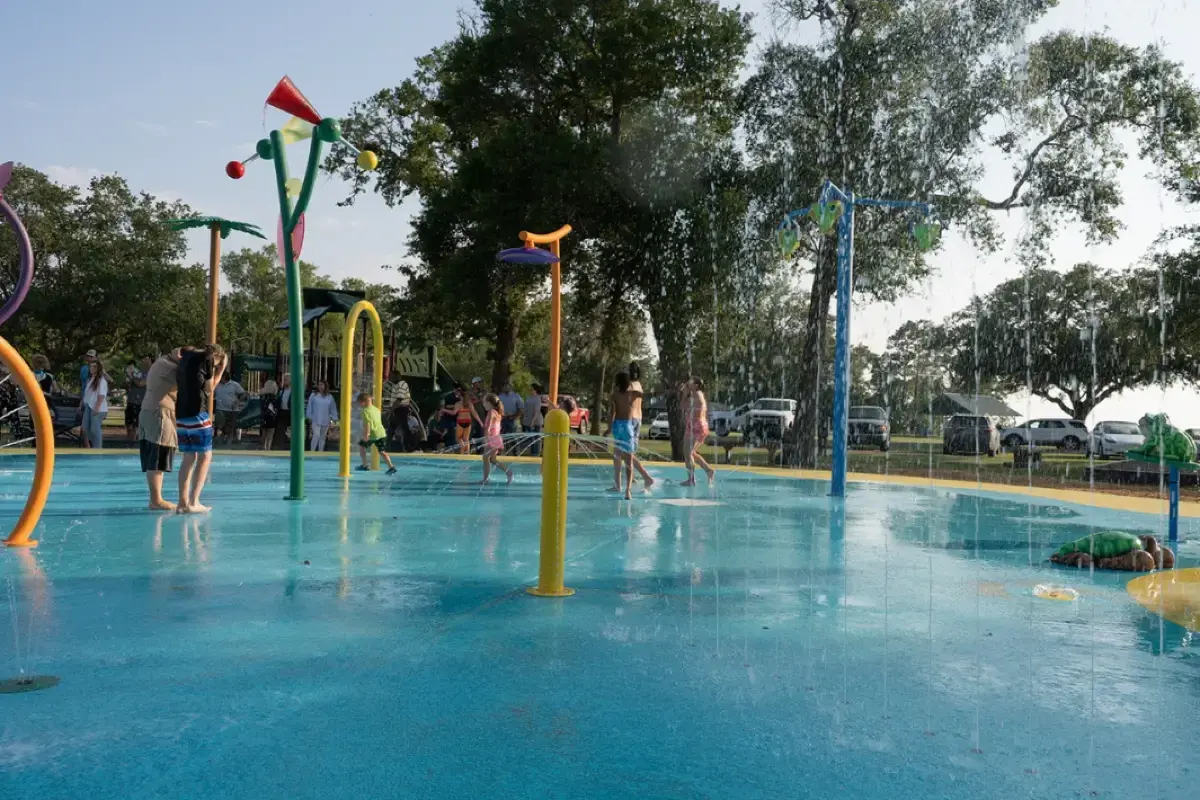 Fort-Anahuac-Park-SplashPark4