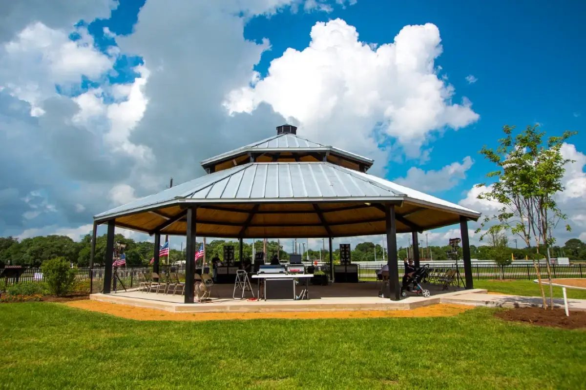 Riverside-Community-Park3
