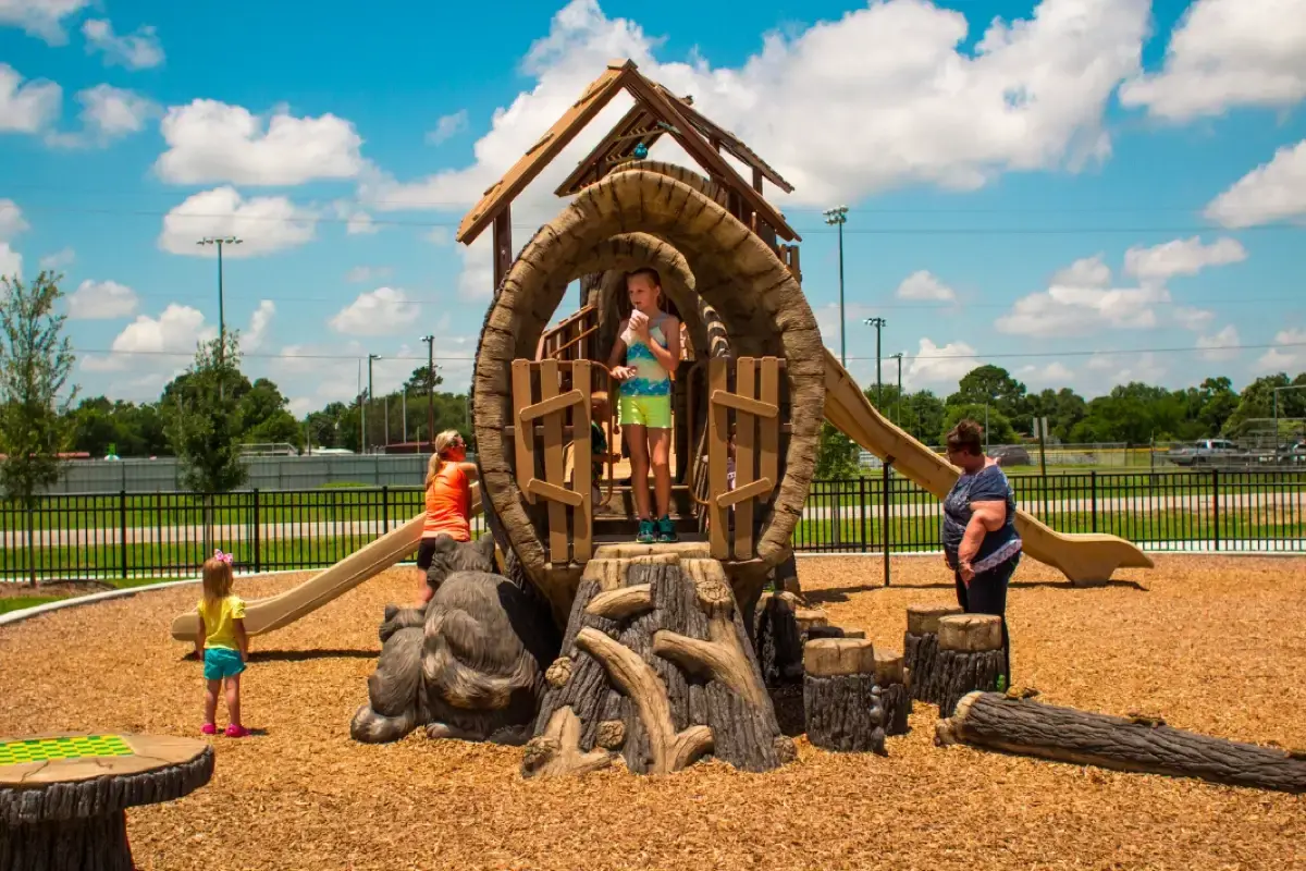 Riverside-Community-Park5