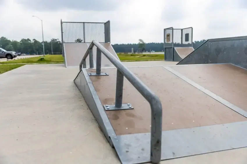 grind-rails